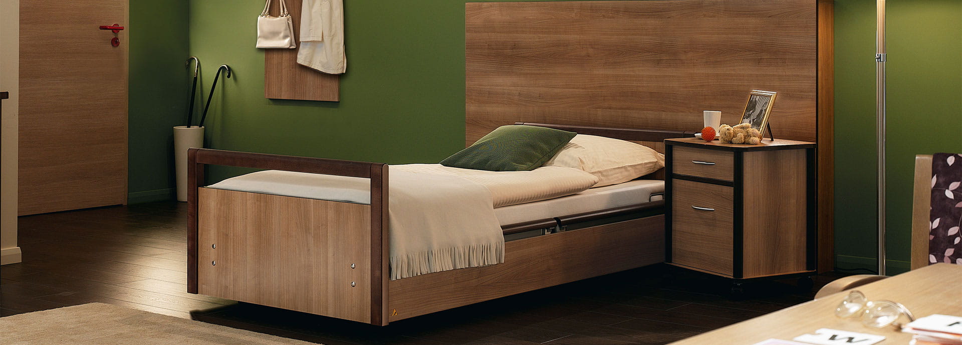 Sentida 3 Long Term Nursing Care Bed